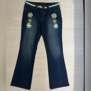 Vintage Jeans with floral crochet embroidery y2k size 13/14